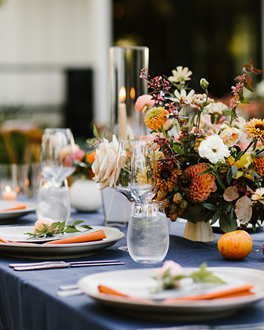 Floral wedding table setting