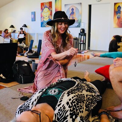dana haines hosting soul retreat awaken the magic sedona arizona womens wellness and spiritual retreat (fire ceremonies, hiking vortexes, soundbaths, ancient ceremonies)