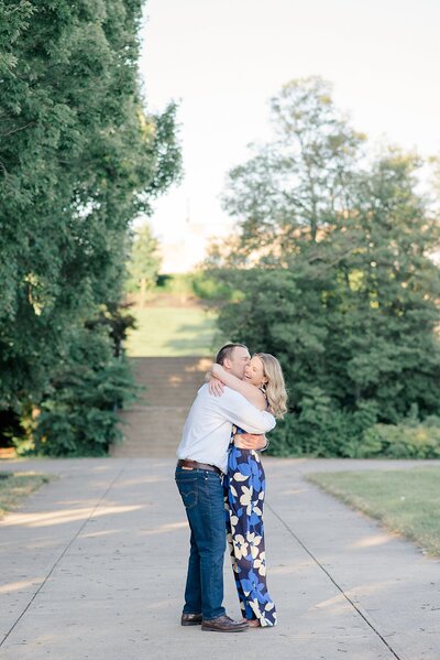 Couple hugging during Ohio engagement session
