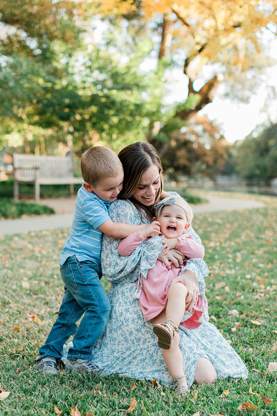 Dallas Motherhood Photographer + Newborn Photographer - Lindsay Davenport Photography - image40_websize