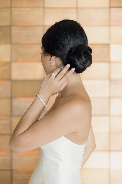 Vietnamese wedding at the US Marshals Museum by Cameron and Elizabeth Photography
