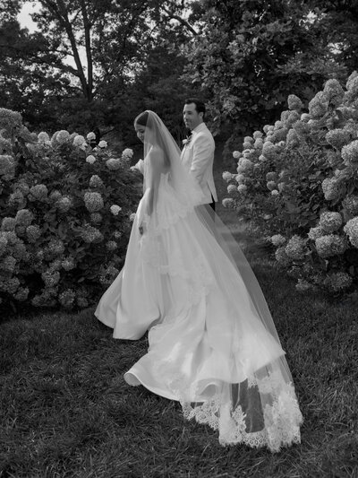 Bride and groom portrait at The Swan House wedding venue in Atlanta