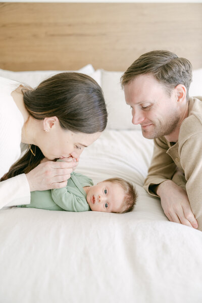 cozy-in-home-newborn-session-main-line-2