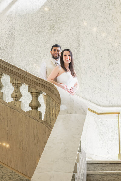 Couple portrait at the City Hall in San Francisco - photo by 4Karma Studio