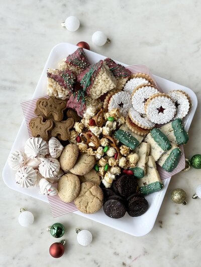 Mascarons, Cheesecake, Cake pops, cake bites, cookies, sugar cookies, high end cookies, wedding desserts, tiramisu, peppermint bark, dessert platters, dessert party trays, lemon curd, meringue, mousse, Chocolate mousse