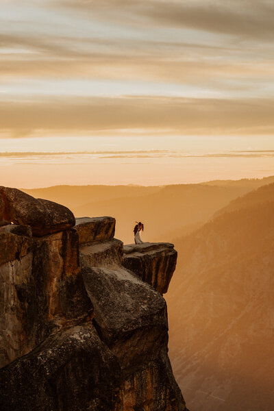 Yosemite Elopement Photographer