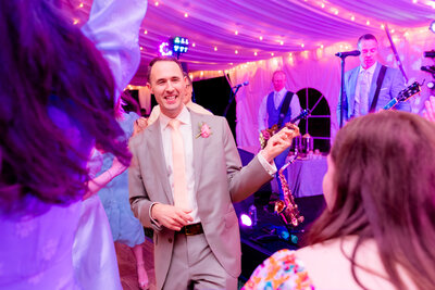 Great Fall Virginia Backyard Wedding in the Spring in DC