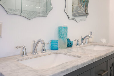 4553 Solina main floor bath (4)