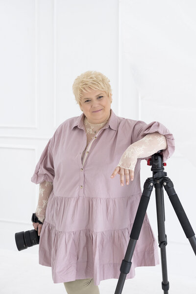 Kristina of Steinartstudio headshot - premier newborn and maternity photographer in florida