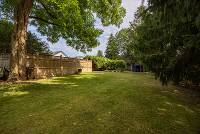 2640 Prestonvale yard (5)