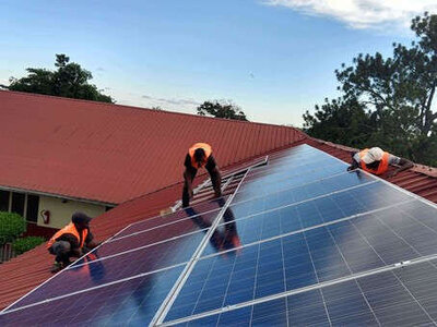 enpowerlife_solaranlage_installation_uganda