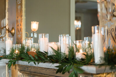 MD-wedding-florist-Ceresville-Mansion-winter-wedding-mantle-decor7
