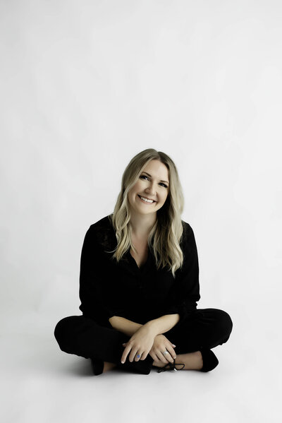 Houston Headshot Photographer - White backdrop and Analisa Hastings hair and makeup