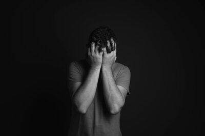 Depressed teen needing therapy for depression in Denver.