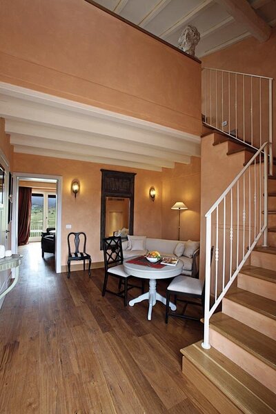 club-house-suite-03