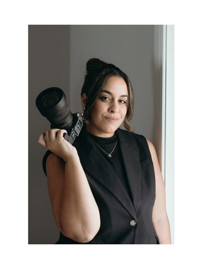 Naples Florida Wedding Photographer Priscila Del Cristo Headshot.