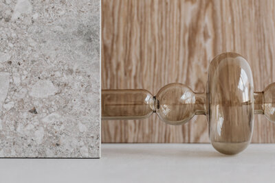 kaboompics_wood-and-stone-mockup-photos-26168
