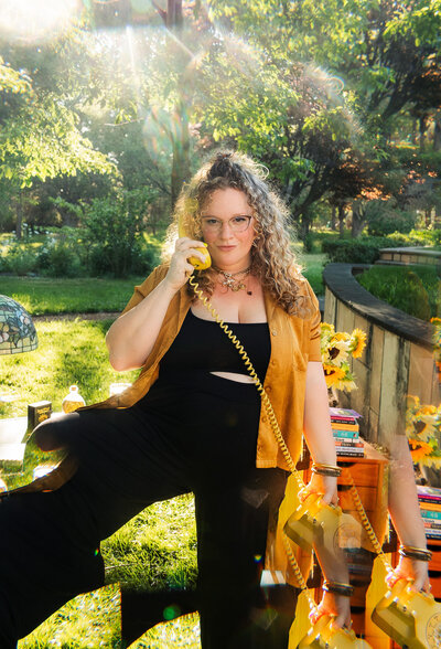 Oracle Business Witch Rachael Maddox teaches business magick and money magick, guiding entrepreneurs to release hustle energy and fund their world-changing visions.
