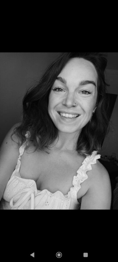 Mobile Massage therapist Megan covering Galway: Doughiska, Renmore, Oranmore, Knocknacara, Salthill, Barna, Moycullen