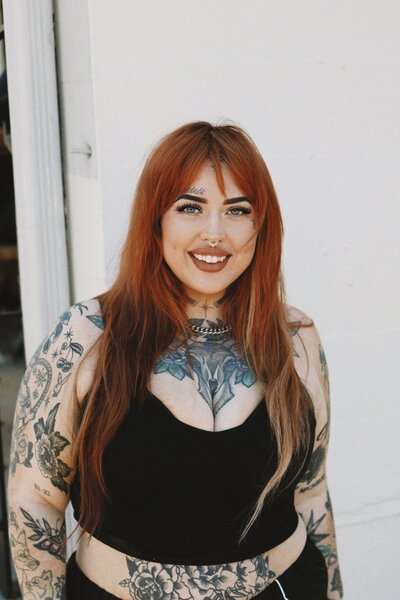 Portland Tooth Fairy Jamie Carle Oregon Teeth Whitening Tooth Gems Grillz Grills Gold