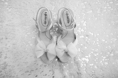 documentary-wedding-photographer-fall-wedding-at-tranquility-acres