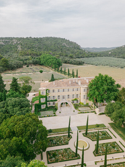 luxury-provence-venue-thomas-audiffren-chateau-estoublon-drone-shot-3
