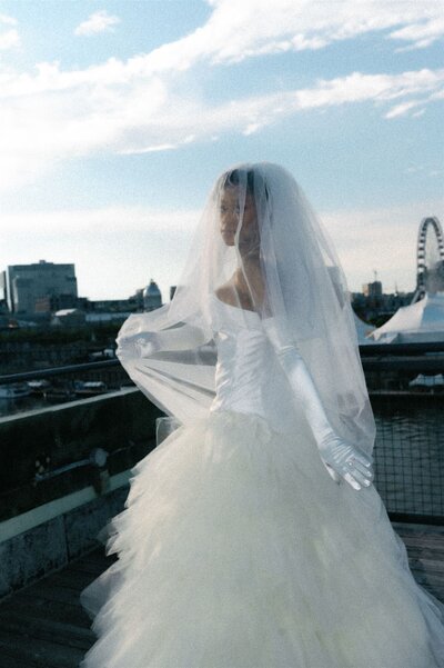 montreal-belvedere-centre-des-sciences-julia-garcia-prat-montreal-luxury-wedding-documentary-photographer-15_websize