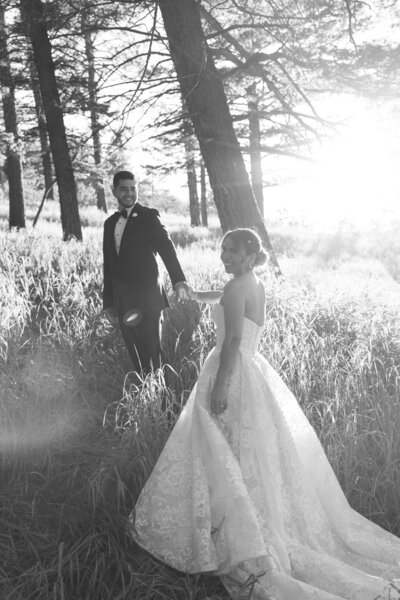 black-white-portrait-ofbride-and-groom-emily-snyder-photography-texas-destinations
