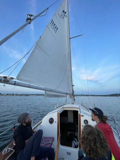 newport ri sailing lessons near me