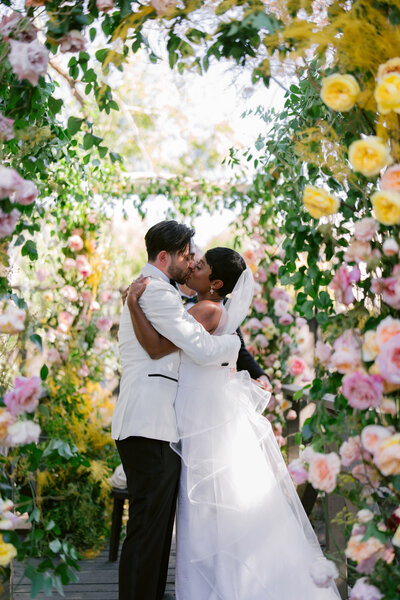 CHANDA DANIELS  WALNUT CREEK, CALIFORNIA WEDDING DESIGN