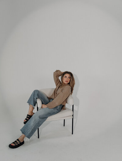 Anna | Salon Siwak Bio