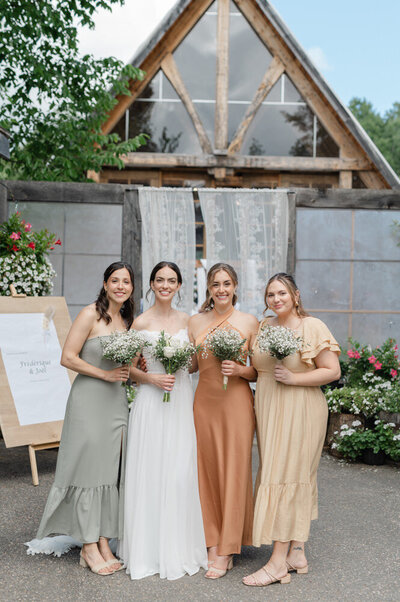 brides-procession-rustic-wedding