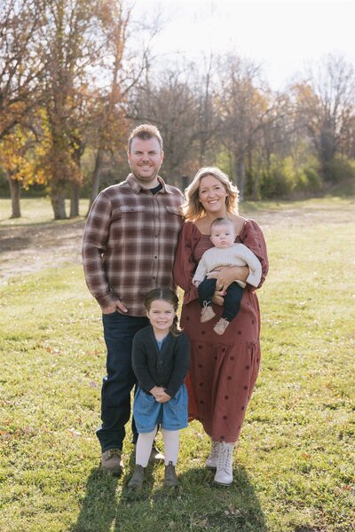 Golden hour family photography session in Renfrew by lifestyle portrait photographer Stacy Kenopic.