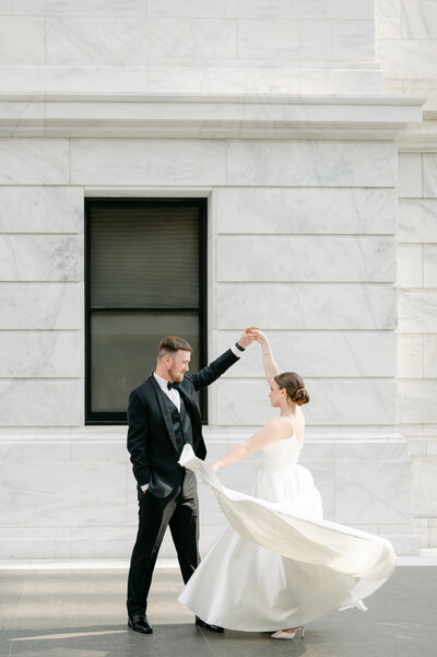 Experience exquisite wedding photography in Cleveland, Ohio. Our skilled photographers capture the beauty, joy, and love of your special day in stunning images. From the romantic venues to the heartfelt moments, our Cleveland-based team knows how to tell your unique love story through captivating photographs. Trust us to preserve your cherished memories with exceptional wedding photography in Cleveland, Ohio. Contact us now to secure your date and create lasting visual treasures.
