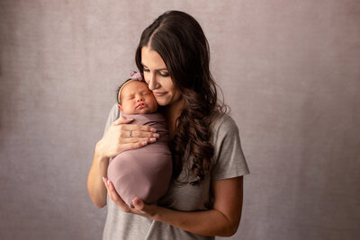 newborn baby girl with mom in los angeles