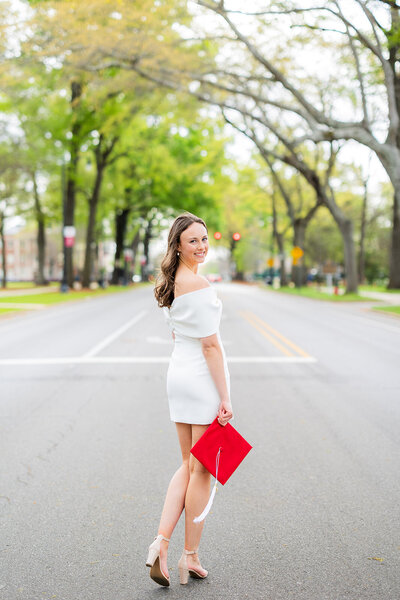 Samford graduate posing for senior photos