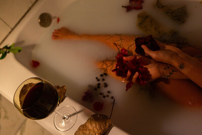 Boudoir photos in Tampa