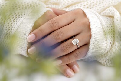 Custom Design Lab Grown Diamond Gold Solitaire Engagement Ring