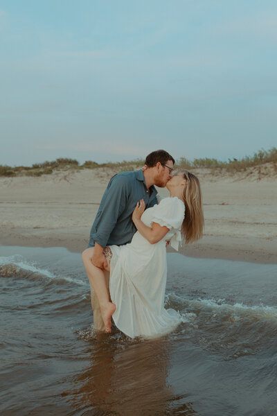Manitoba photographer, Kate, with fiance