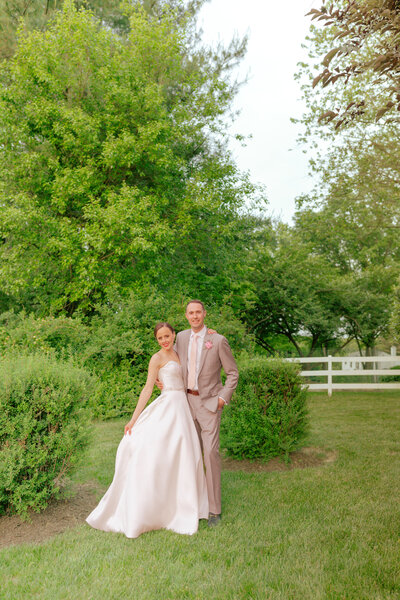 Great Fall Virginia Backyard Wedding in the Spring in DC