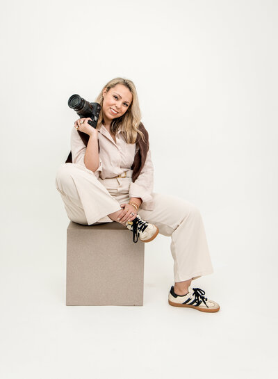 portrait of alexandra szebenyik of alexandra szebenyik photography