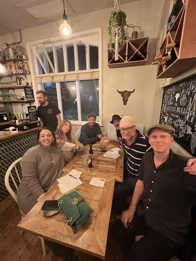 Oliver out in the bar while wearing the Optune device