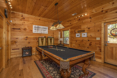 Smoky Mountain 6 Bedroom Family Cabin Rental | Volunteer Cabin Rentals-0033