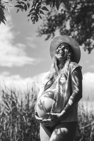 seance photo neige future maman - photographe grossesse neuchatel - berangere photographie