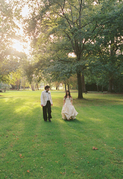 Film-Wedding-Photographer-Zara-Staples-Weddings398
