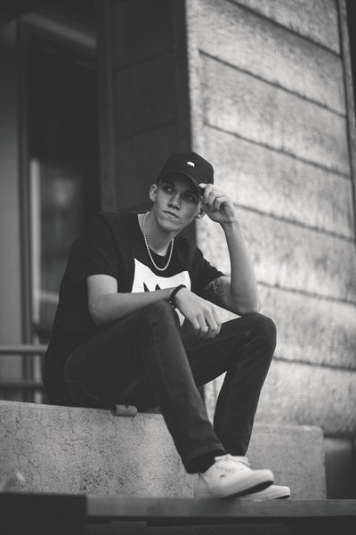 Javyn Senior Session 1