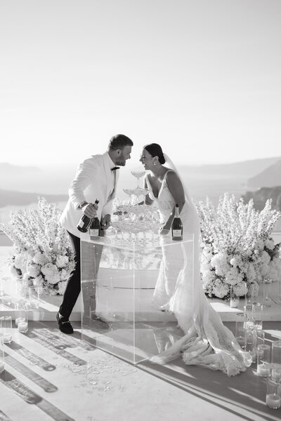 elegant-elopement-santorini-greek-islands
