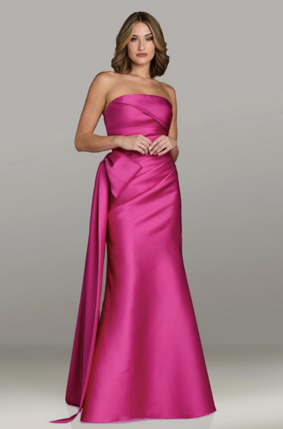 Find Ivonne D mothers dresses in St. Louis, MO.