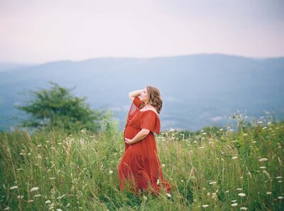 Danielle-Defayette-Photography-Whitetop-Mountain-Virginia-Maternity-94