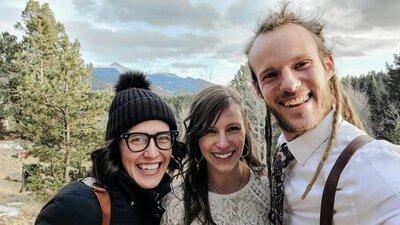 Denver elopement photographer takes selfie with eloping couple.